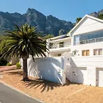 2-Br Camps Bay Apartment With Pool Atlantic Tide