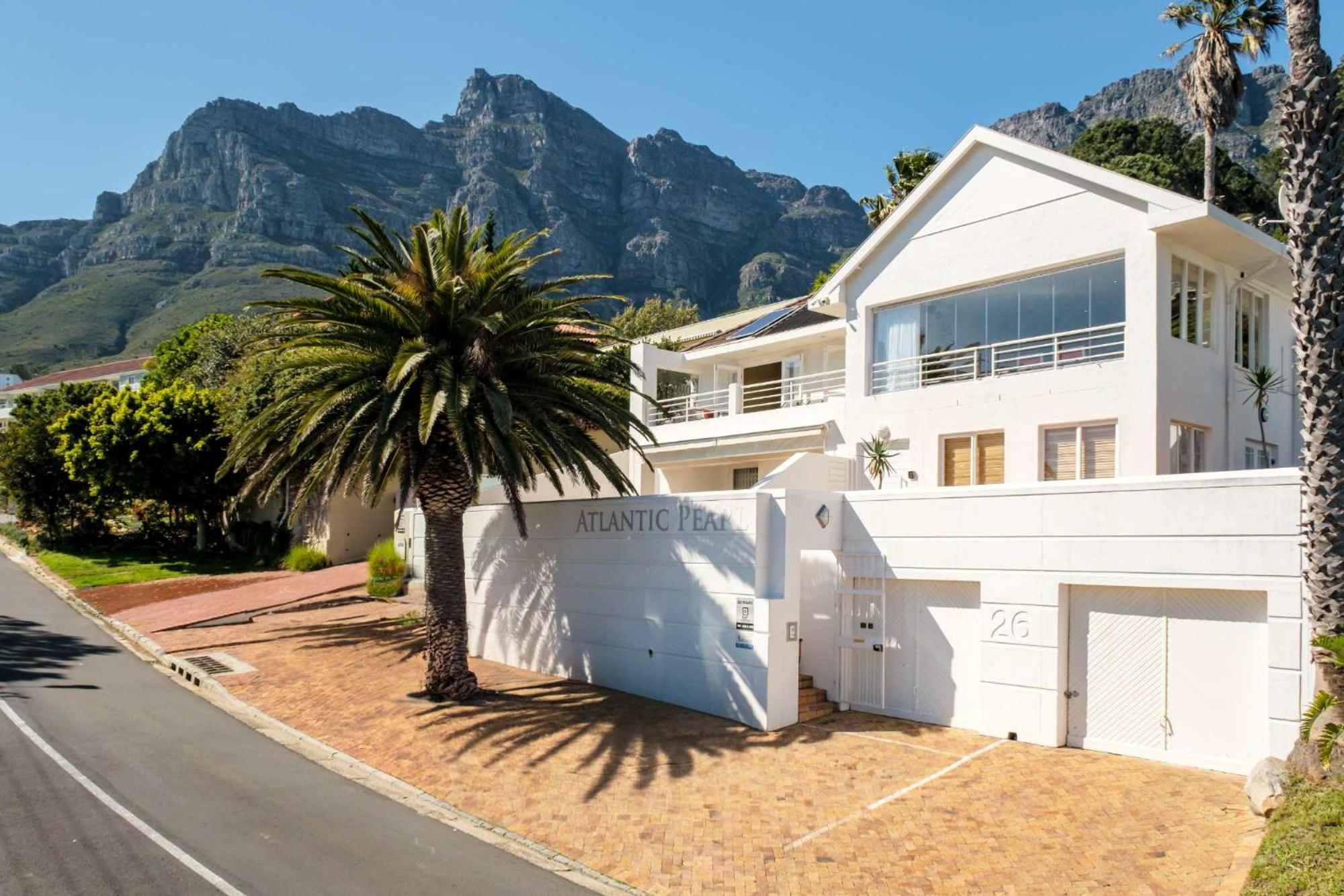 2-br Camps Bay With Pool Atlantic Tide * Cape Town